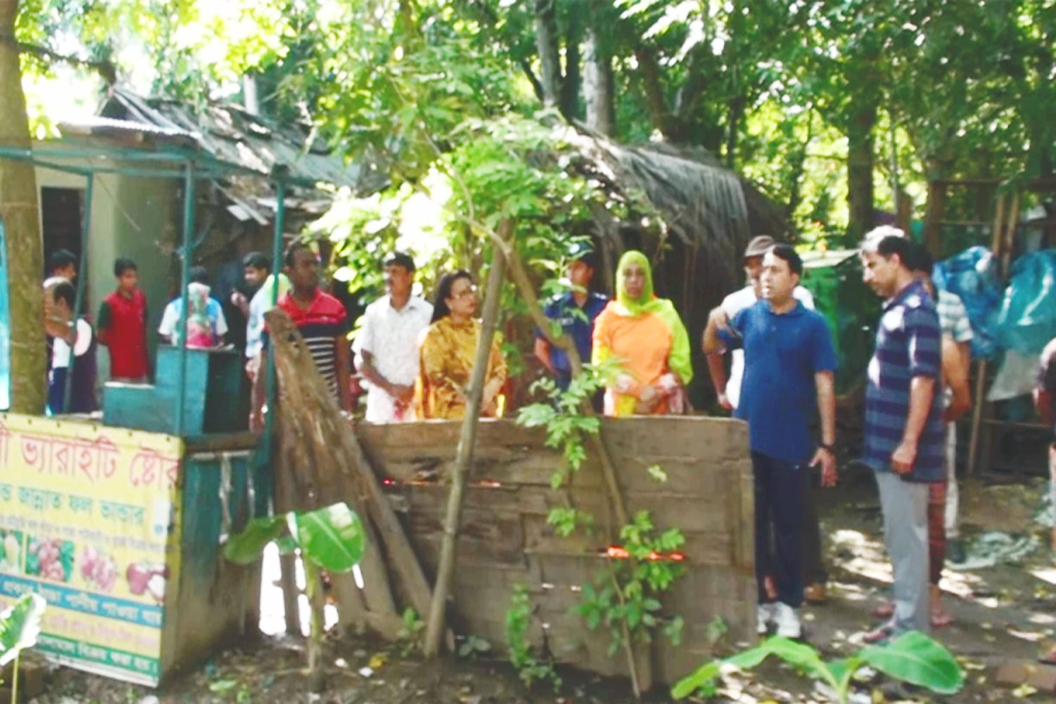 ‘ক্লিন সাতক্ষীরা, গ্রিন সাতক্ষীরা’ গড়ার প্রত্যয়ে সর্বাত্মক পরিষ্কার পরিচ্ছন্নতা অভিযান শুরু