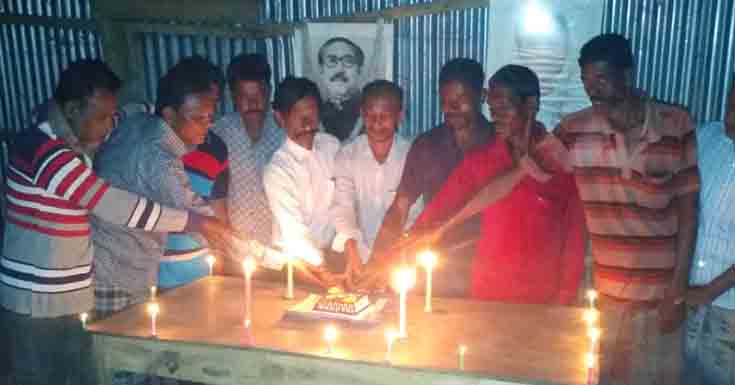 কুমিরা কৃষকলীগের আয়োজনে বঙ্গবন্ধুর জন্মদিন পালন