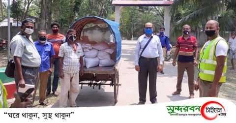কালিগঞ্জের কুশুলিয়া ইউনিয়ন পরিষদে ওয়ার্ড ভিত্তিক ২৯১জন মাঝে ত্রাণ বিতরণ