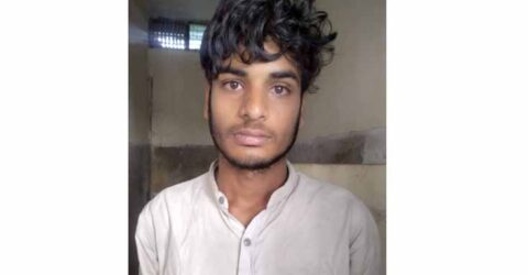 আশাশুনি বৈকরঝুটি গ্রামের চন্দ্র শেখর হত্যার প্রধান আসামি মোবাশ্বের গ্রেফতার