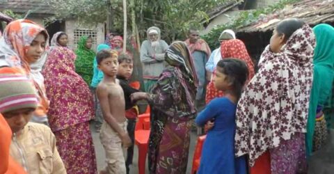 সাতক্ষীরায় ১৫ দিনের শিশুকে ঘুমন্ত মায়ের কোল থেকে চুরি