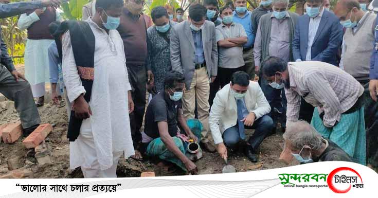 তালায় ভূমিহীন ও গৃহহীনদের জন্য পাকা ঘরের উদ্বোধন