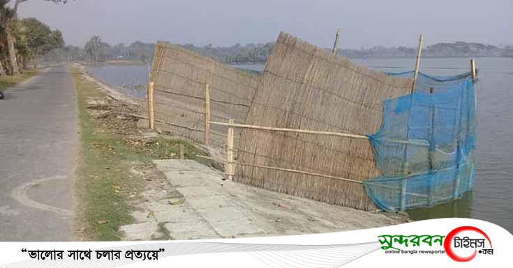 কালভার্ট বন্ধ করে মাছের ঘের: কেশবপুরে ২ হাজার বিঘায় বোরো আবাদ অনিশ্চিত