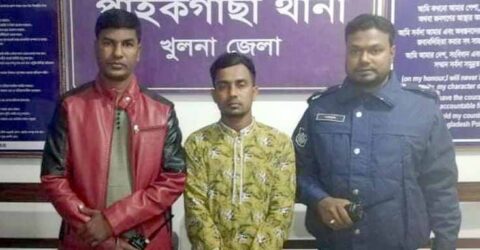 পাইকগাছায় যাবত-জীবন সাজাপ্রাপ্ত বনদস্যু আটক