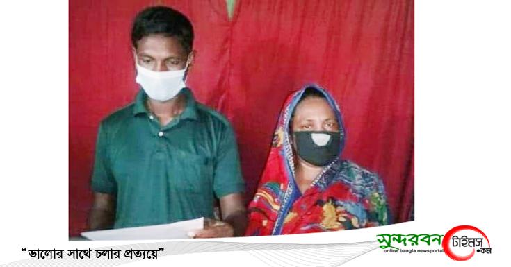 হরিঢালীর গৃহহীন সঞ্জয়ের আকুতি: খাদ্য চাইনা, বস্ত্র চাইনা, মাখা গোঁজার একটা ঘর চাই