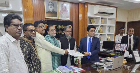 সাতক্ষীরার চারটি আসনে বিভিন্ন দলের ৩৭ প্রার্থীর মনোনয়নপত্র দাখিল